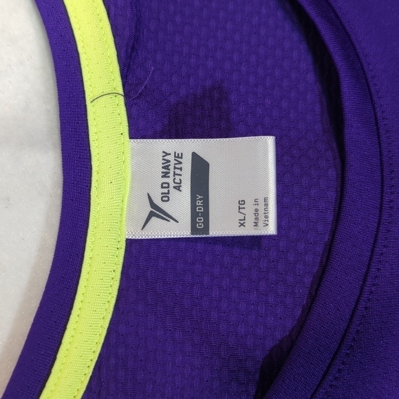 Short sleeve performance tee - Picture 4 of 5